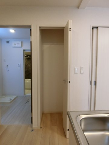 アーモンドアイの収納