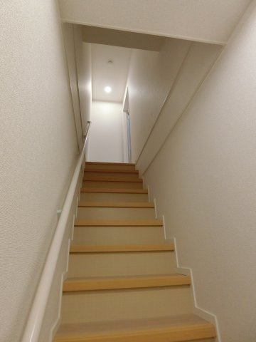 アーモンドアイの内装