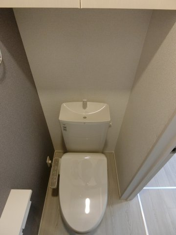 アーモンドアイのトイレ