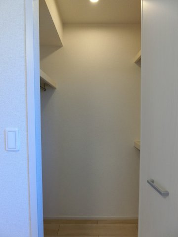 アーモンドアイの収納