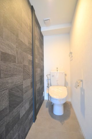 広島市中区舟入中町の賃貸マンションのトイレ
