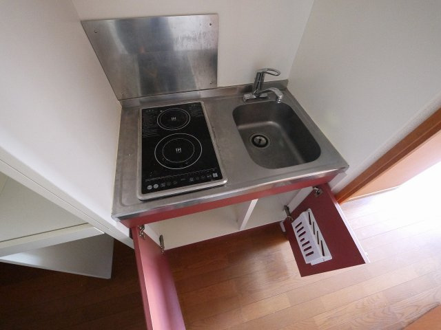 レオパレスナップ　シャンブルのキッチン|きれいなキッチンです