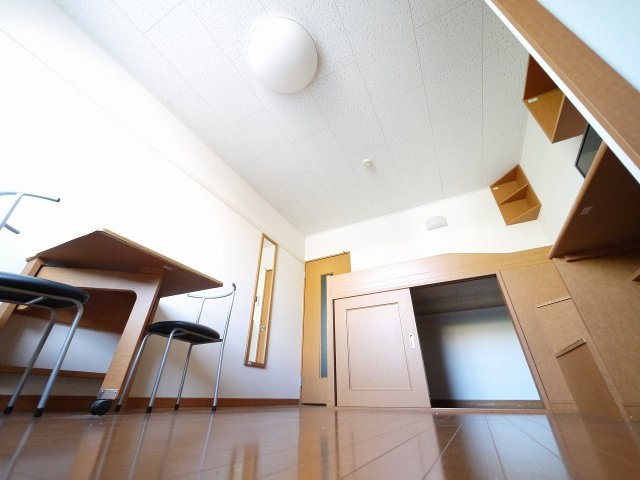 レオパレスナップ　シャンブルの洋室|洋室です