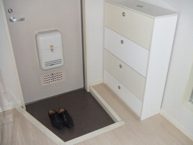 ノーブルハイツの玄関|ゆったりとした玄関です