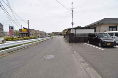 【前面道路含む現地写真】 | 鹿屋市白崎町　売地 | 東側