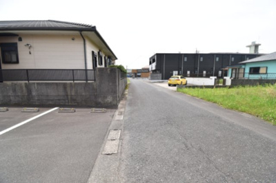 【前面道路含む現地写真】 | 鹿屋市白崎町　売地 | 西側