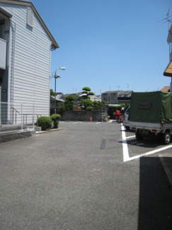【駐車場】