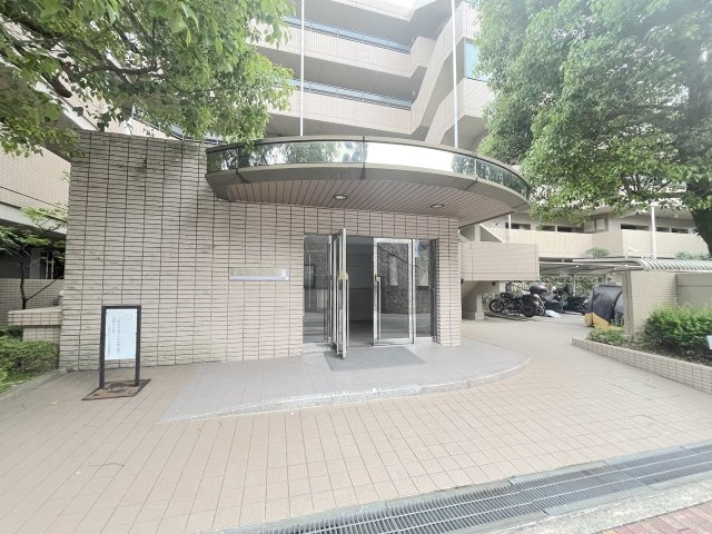 長丘シティハウスのエントランス