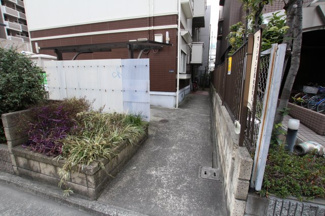 【エントランス】