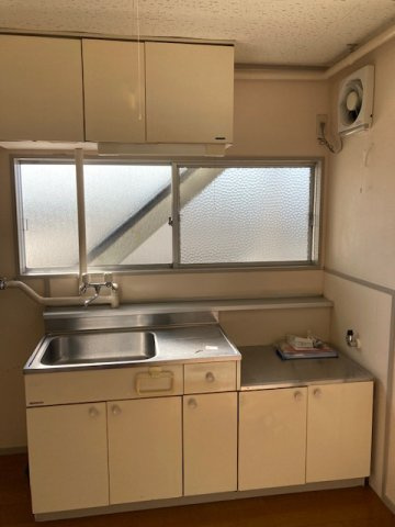 シティハイムのキッチン|使いやすいキッチンです。プロパン用のガスコンロをご用意ください。