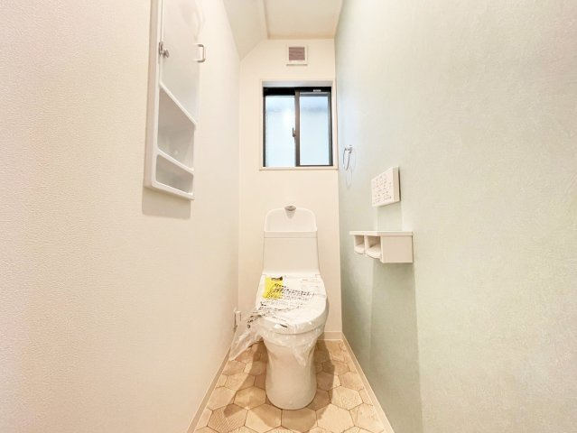 京都市伏見区久我御旅町　未入居物件のトイレ