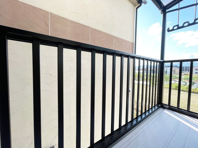 京都市伏見区久我御旅町　未入居物件のバルコニー