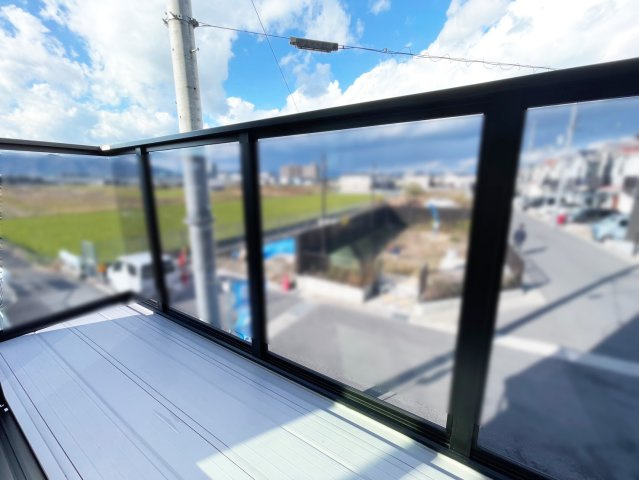京都市伏見区久我御旅町　未入居物件のバルコニー