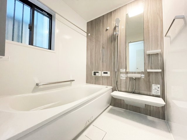 京都市伏見区久我御旅町　未入居物件の浴室