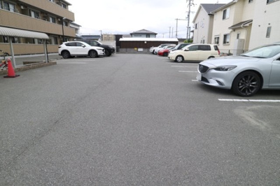 【駐車場】 | セジュール町坪