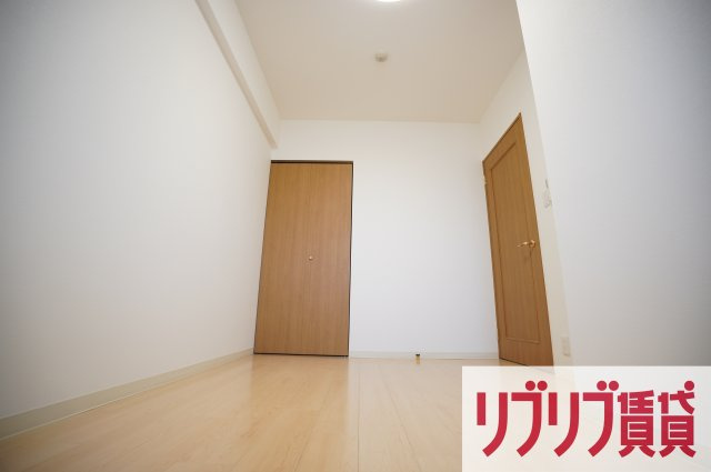 リーベスト西千葉の洋室