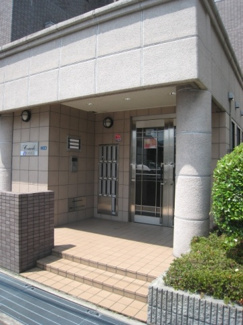 【エントランス】
