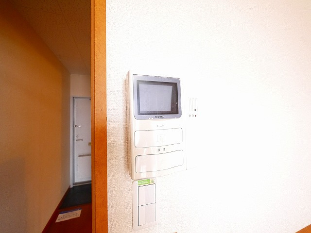 レオパレスめいのセキュリティ|モニター付きインターホンです