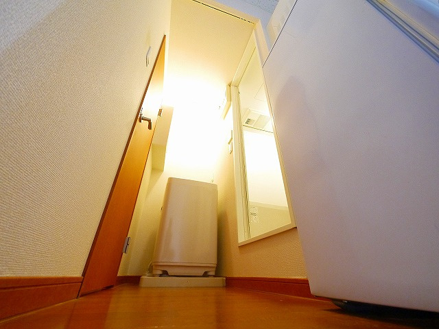 レオパレスめいの玄関|ゆったりとした玄関です