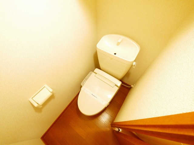 レオパレスめいのトイレ|トイレもきれいです