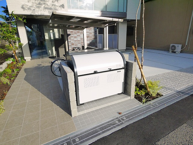 Ｓｔｅｌｌａのその他共用部分|ゴミ捨て場です