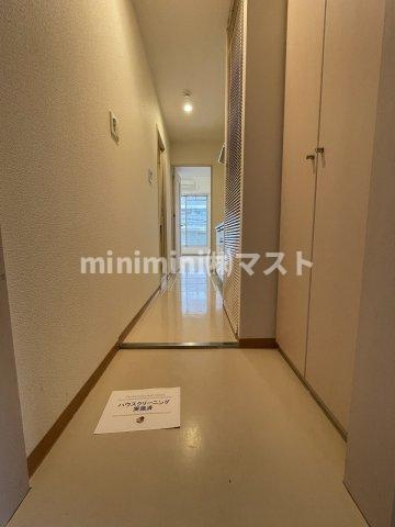 WOBレマーニー昭和町の玄関