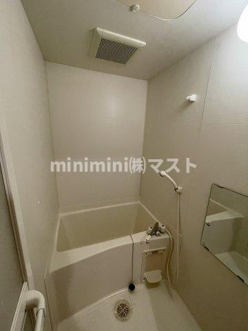 WOBレマーニー昭和町の浴室