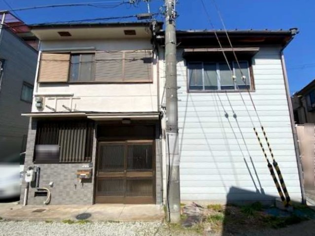 堺市北区東浅香山町１丁の店付住宅の外観|玄関南向き