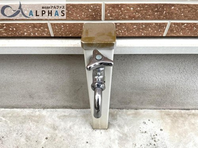 【駐車場】 | 加古郡播磨町北本荘七丁目　一戸建て | 駐車スペースには立水栓があります♪