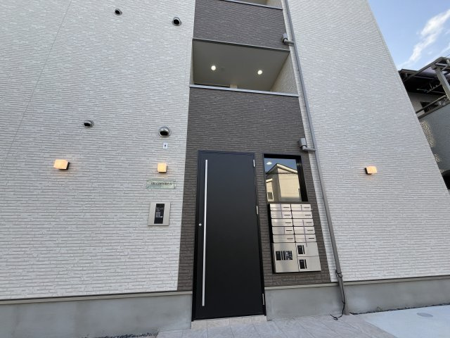 GRANDIR瓢箪山のエントランス