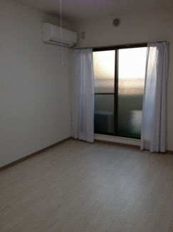 【居間・リビング】 | パレットハイツ | 同タイプのお部屋の写真です。