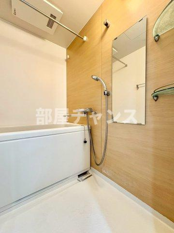 RAFFLE CHIHAYAの浴室