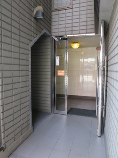 【エントランス】