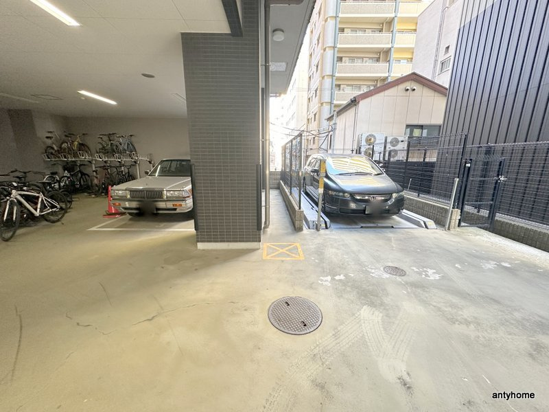 ISM谷町六丁目　仲介手数料無料の駐車場