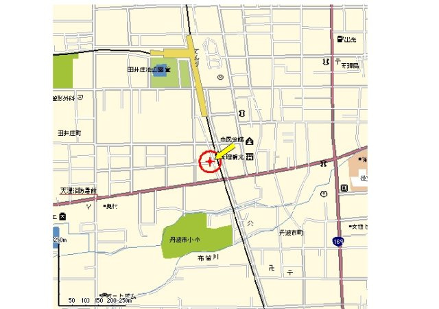 宮川モータープールの外観