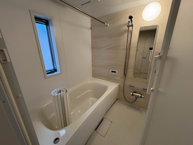 ラテルネ本八幡の浴室