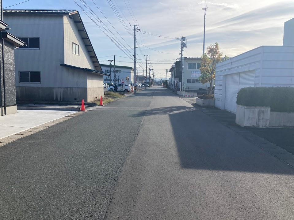 山形市桧町建売住宅の前面道路含む現地写真|前面道路になります。