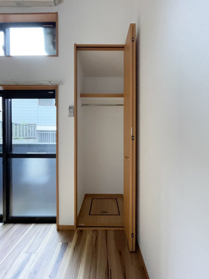 【収納】 | ピュア県庁拾番館 | 別号室の写真になります。現況優先。