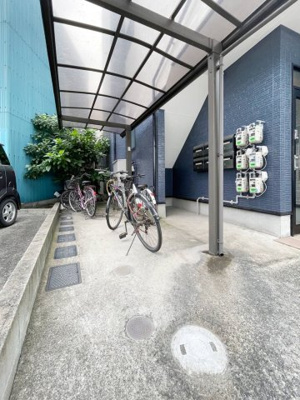 【エントランス】 | ピュア県庁拾番館