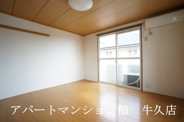 ライトハウスの居間・リビング