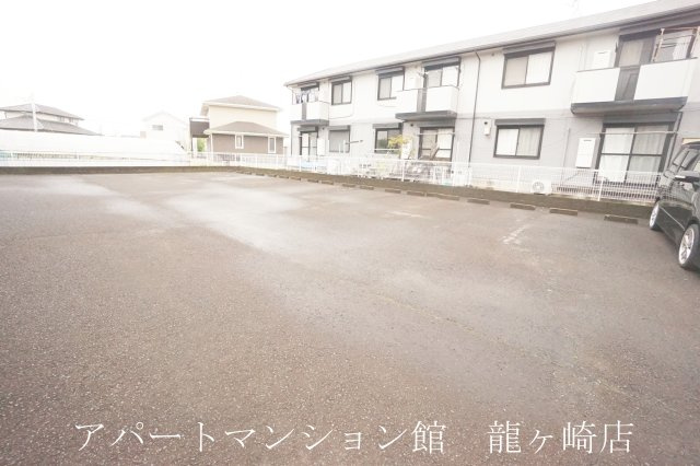 ライトハウスの駐車場