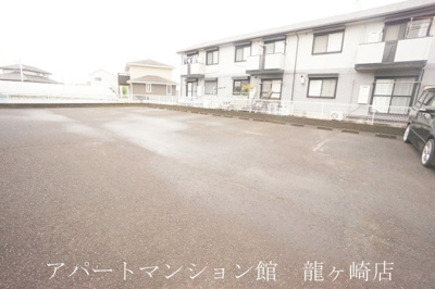 【駐車場】 | ライトハウス