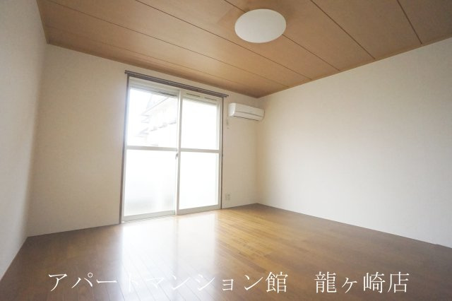 ライトハウス ⅠⅡの居間・リビング