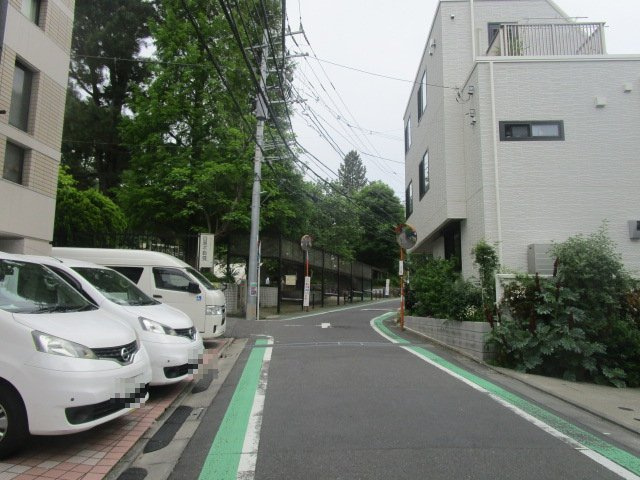 目黒区下目黒３丁目の店舗一部の周辺