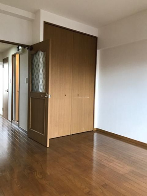 【洋室】 | プレアール県庁前 | 別号室の写真になります。現況優先。