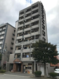 プレアール県庁前の画像