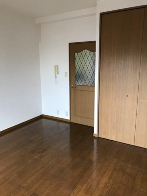 【セキュリティ】 | プレアール県庁前 | 別号室の写真になります。現況優先。