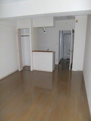 【内装】 | フェリス城西 | 別号室の写真になります。現況優先。