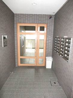 【エントランス】