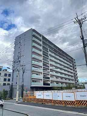 ウエリス豊中三国の外観